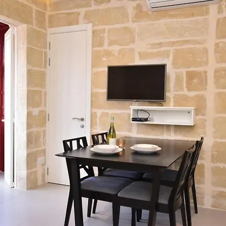 Lucky Star 201 By Vallettastay Apartment *